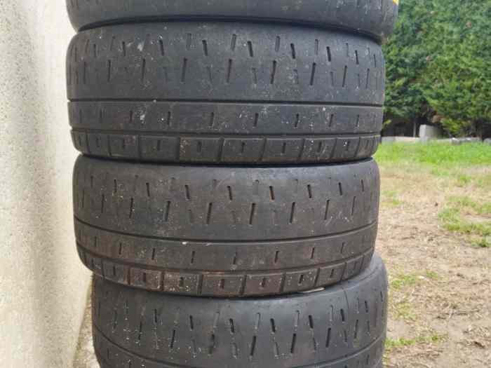 Pneus NEUF pirelli 3