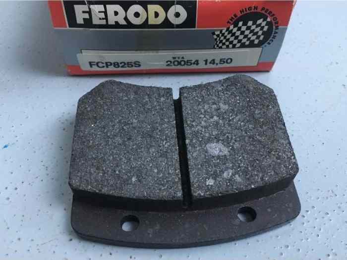 Plaquettes FERODO RACING Neuves FCP825...