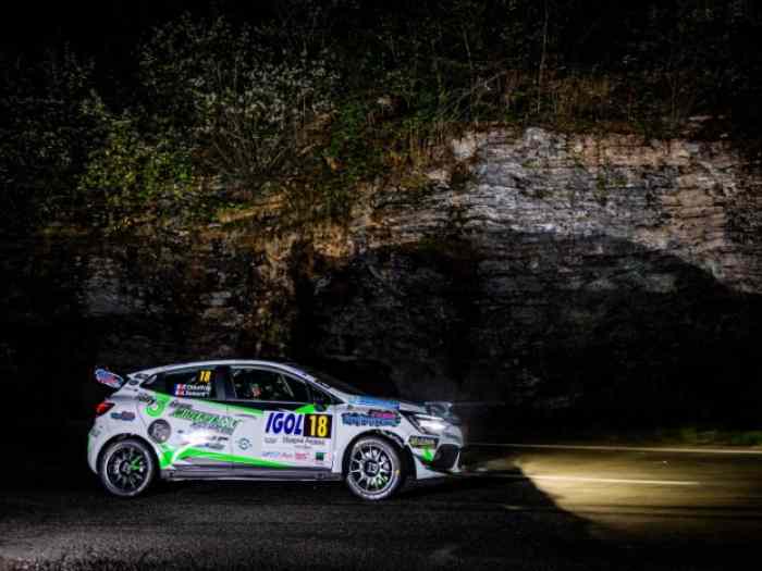 Louez une Clio Rally3 toutes évos chez GMC Compétition 3