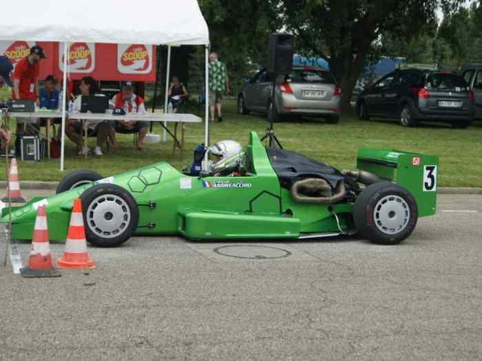 Reynard 893 top DE2 échange reprise ra...