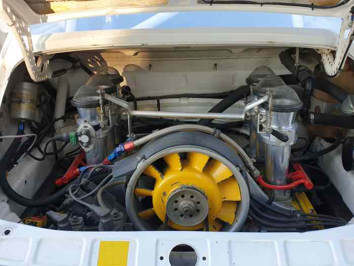 Porsche 911 groupe F , 402 cv , boîte séquentielle Sadev , voiture exceptionnelle très performante et fiable. Palmarès !! 3