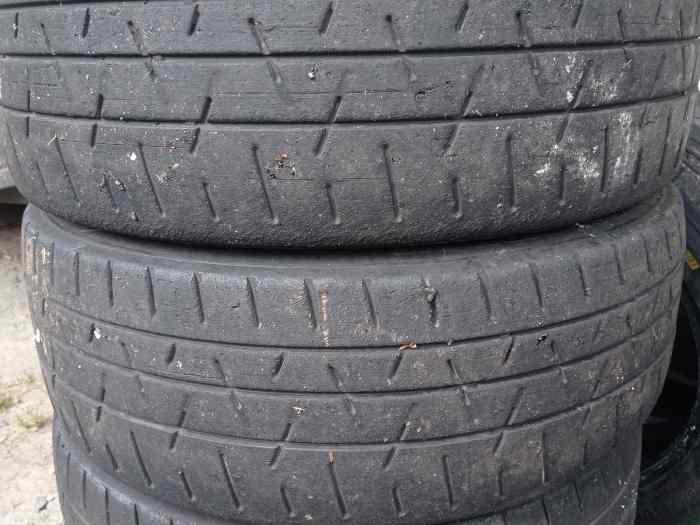 Pneus hankook Z205 T52 17 pouces