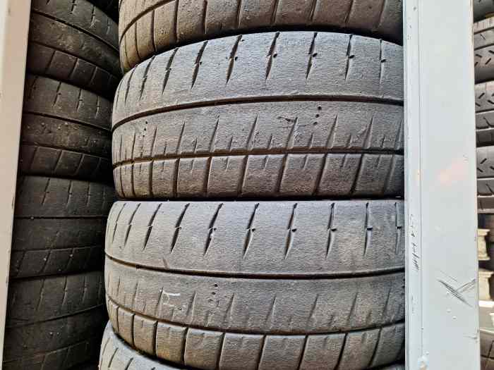 Pneu michelin 18 3