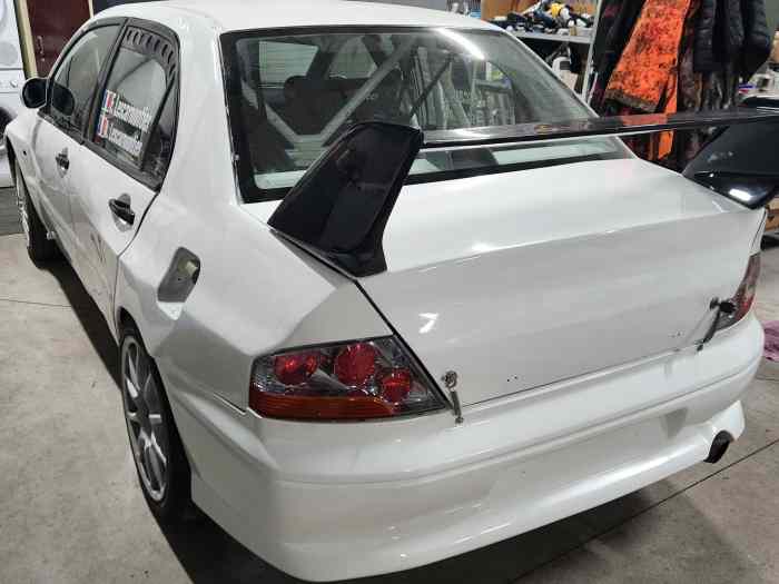 Mitsubishi lancer Evo 8 Gra 1