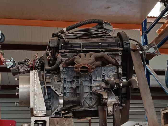 Moteur 405 MI16 0