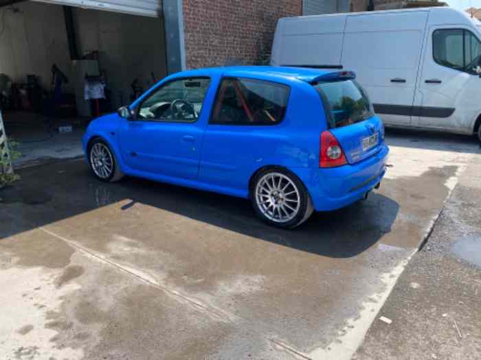 Clio 2 RS 1