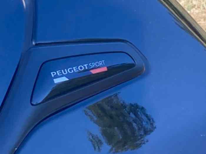 Peugeot 208 GTI série limitée Peugeot Sport 2