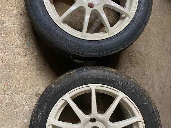 Pneus Kumho K61 TM 02 15 pouces