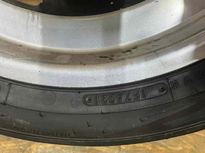 2 pneus toyo 888r 225/45/16 neufs 1