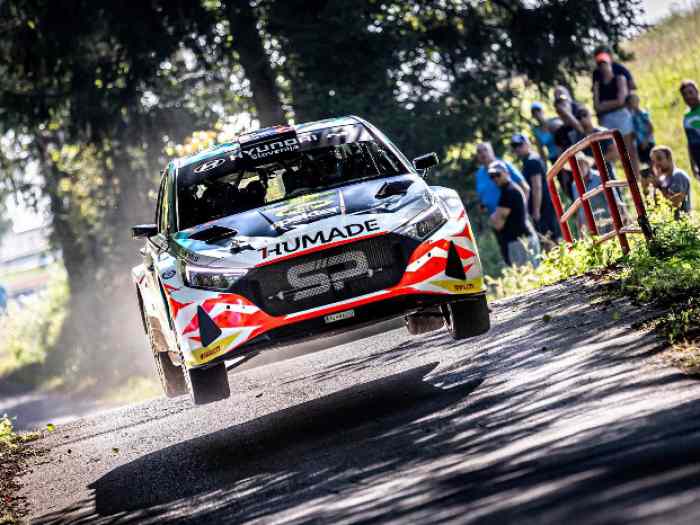 Hyundai rally2 i20