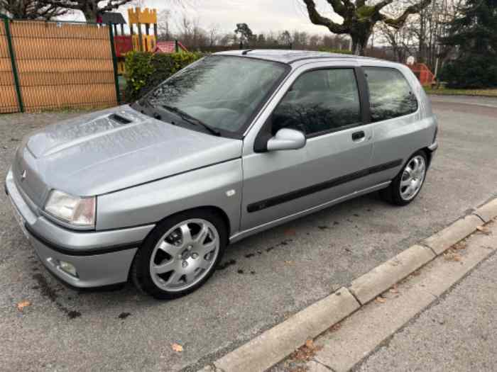 Clio 16 V 2