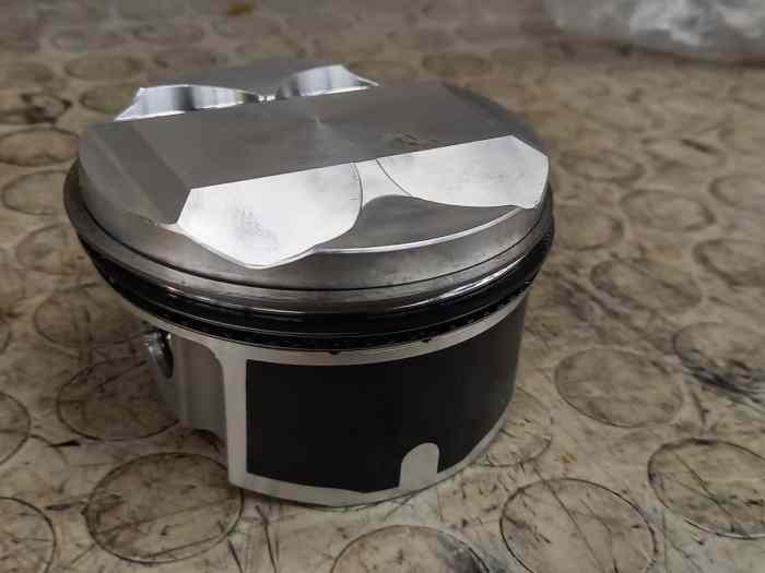 Kit Pistons JE Pour Renault Clio2 RS compr.12.7:1 Neuf 1