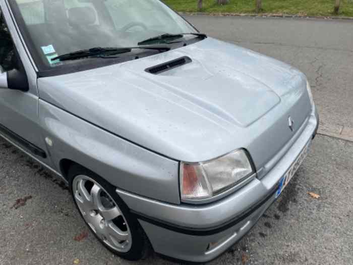 Clio 16 V 1