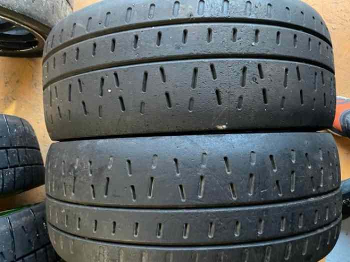 lot 2 Pneus Pirelli RK7