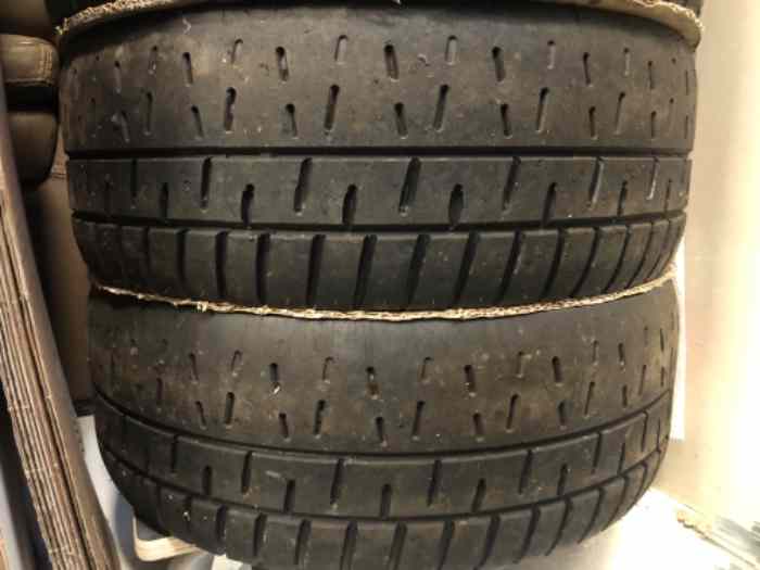 Vends pneus Pirelli RKW7 3