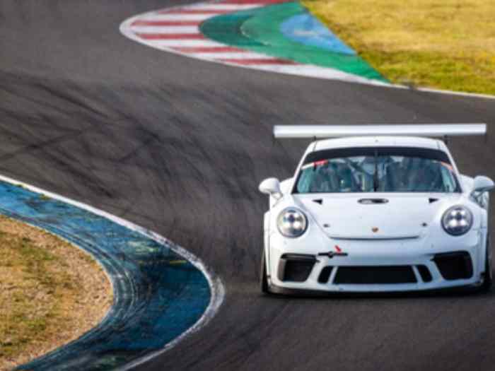 Porsche CUP 991.2 1