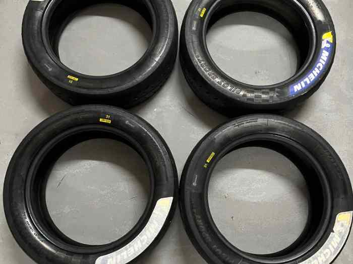 4 pneus NEUFS MICHELIN 19/60-16 R31 CO...