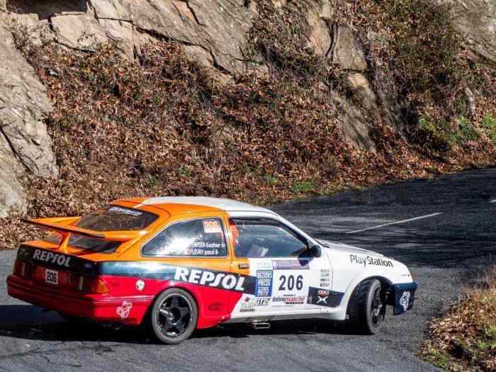 Ford Sierra RS Cosworth avec PTH J2/A 4