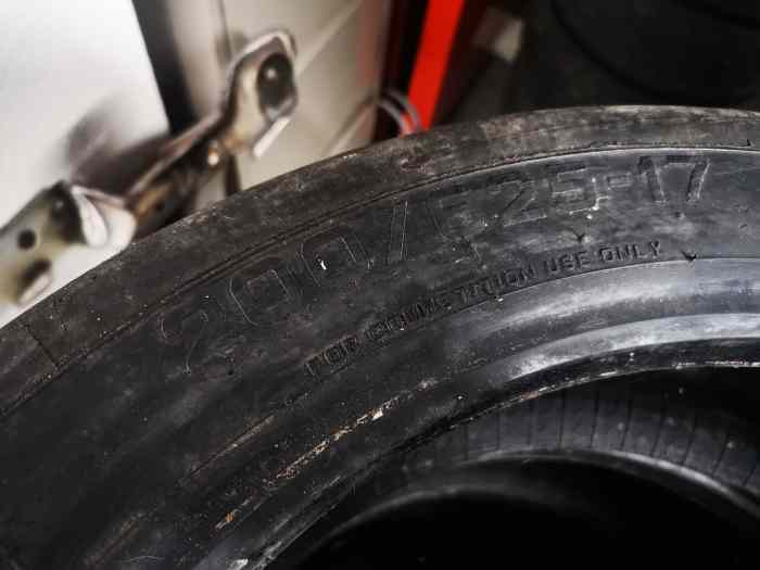 6 pneus rallye pirelli RE7 200/625/17 1