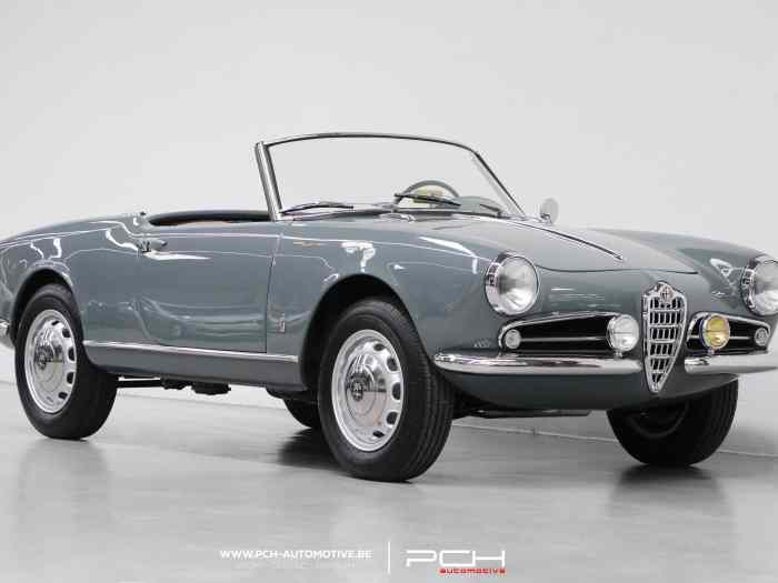 ALFA ROMEO Giulietta Spider Veloce 750...