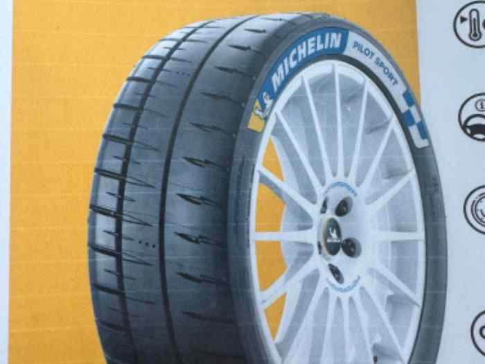 Pneus Michelin 20/65/18