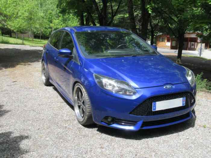 FORD FOCUS ST MK3 250 CV 5