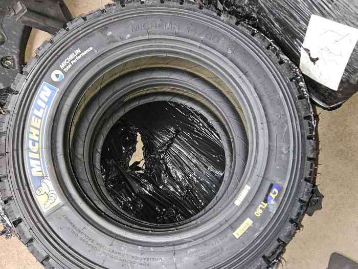 4 pneus terre Michelin neufs TL80 14/6...