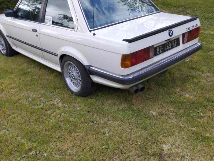 Vends BMW 325 IX 1