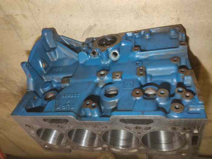 Bloc moteur 206 s1600 2