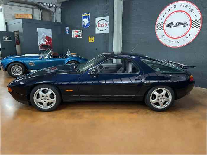 Porsche 928 GTS - 1993 1