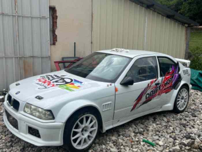 Caisse bmw 318 compact f2000