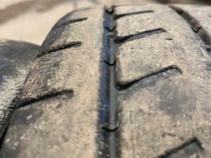 Pneus Michelin 19/60/16 R31 3