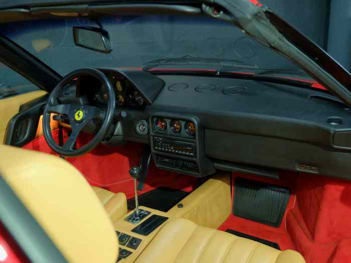 Ferrari 328 GTS - 1989 3