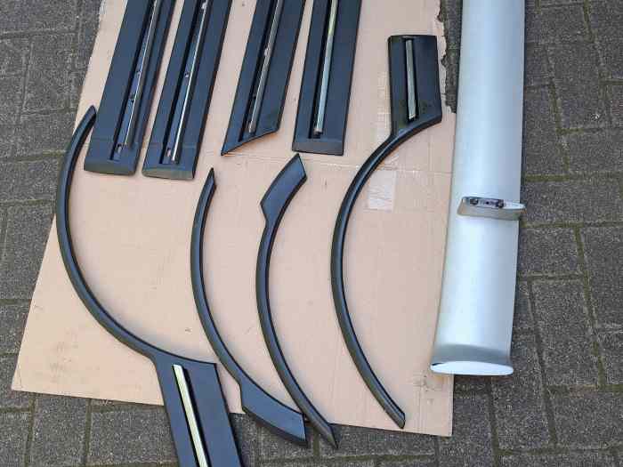 Spoiler Peugeot 405 MI 16