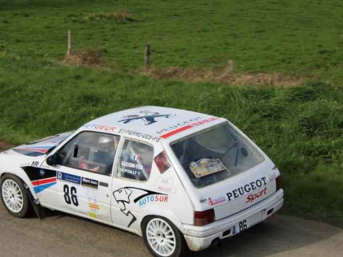 205 rallye f2012 arrêt compétition 1