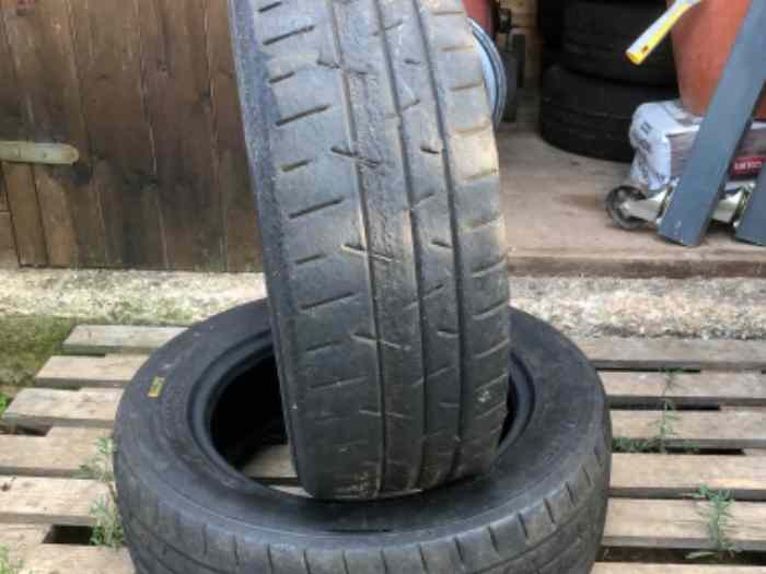 Pneu Hankook T53 en 14 pouces 09/2023