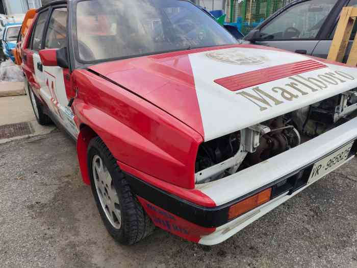 Lancia delta 16V 4