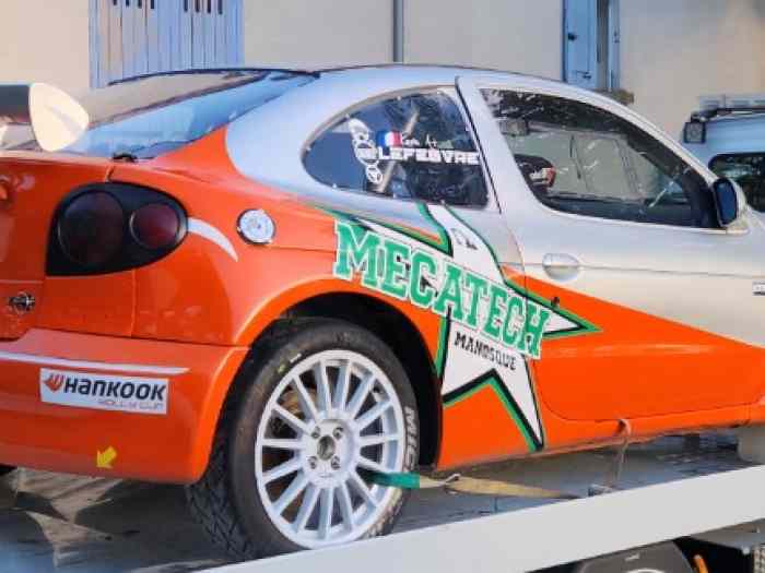 Megane maxi f2000 3