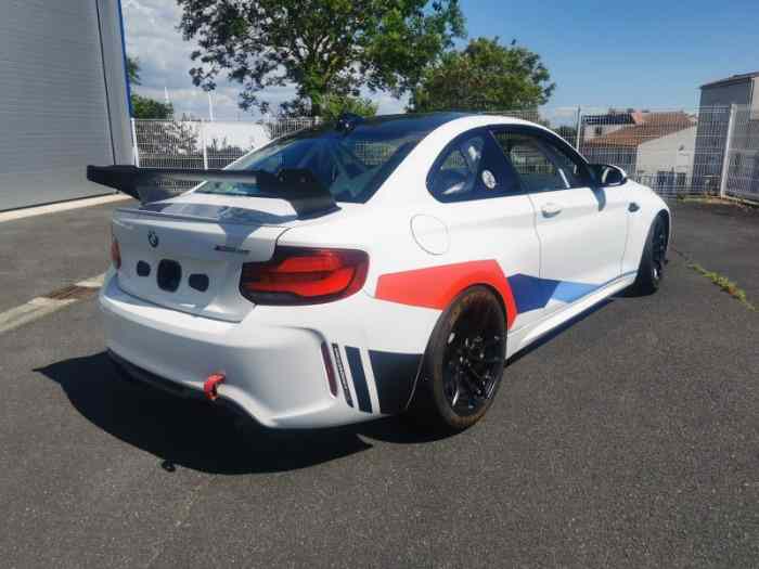 BMW M2 CS Racing 1