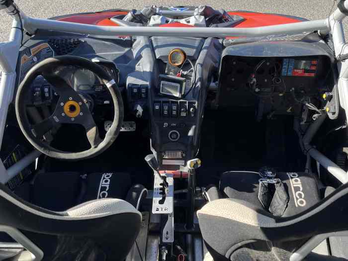 CAN-AM MAVERICK X3 XRS FIA 4