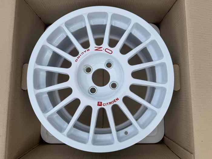 Jantes neuves OZ Racing 7x17 ET30 C2 S...