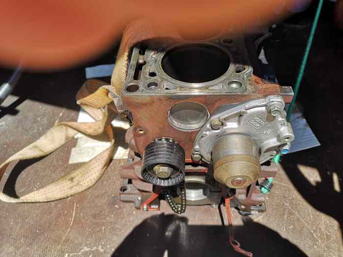 Bloc moteur F4K clio 3 Megane 2L 2