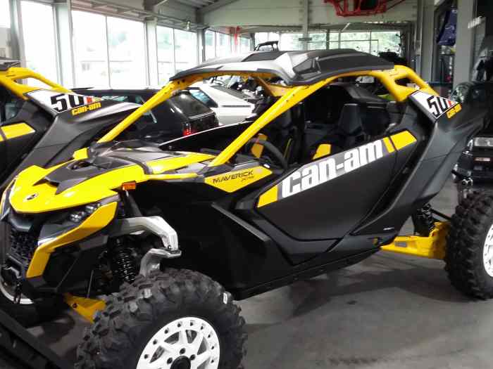 Can Am Maverick R - X RS DCT SAS 1