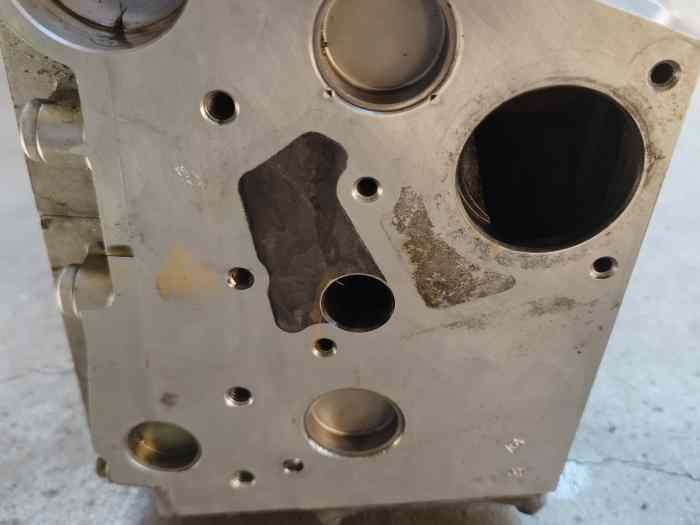 Clio Williams cylinder head with cams 4