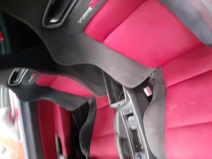 Vend toutes pièces détachées Honda civic type r 2