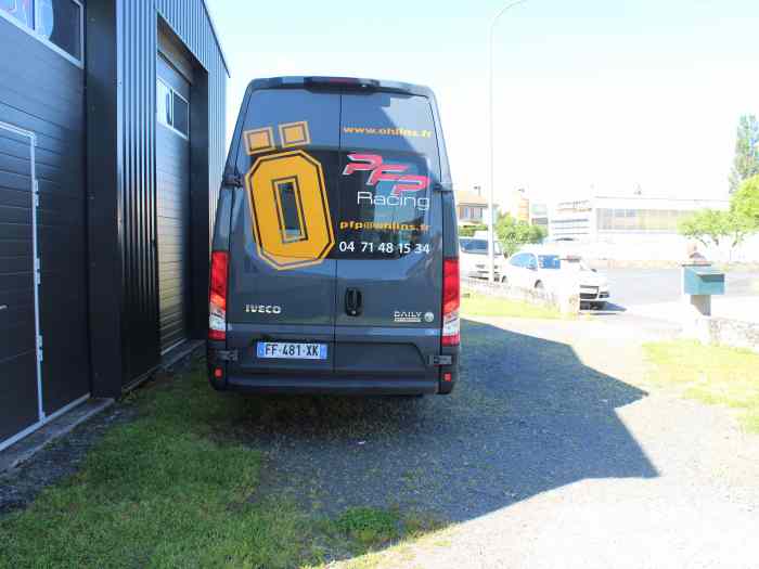 Camion IVECO DAILY L4H3 équipé Atelier 5