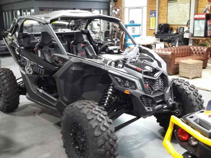 Maverick X rs Turbo RR 1