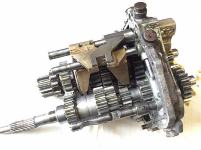 Opel/Vauxhall Quaife F20 5-speed dog gearbox