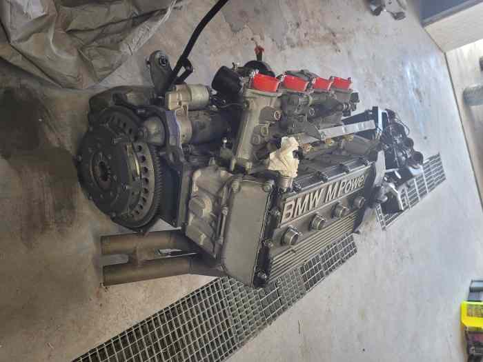 moteur bmw compact S14 1