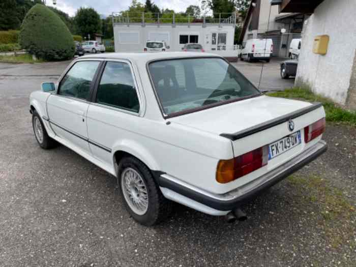 BMW 325 IX E30 3